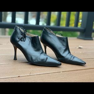 Manolo Blahnik Black Leather Booties Size 39